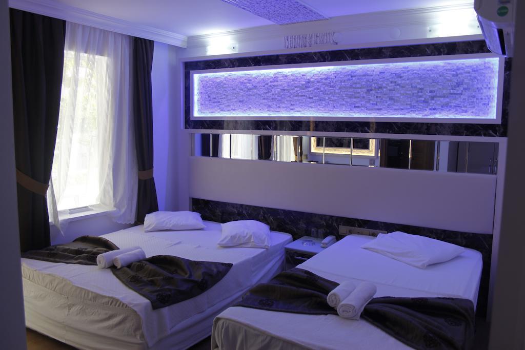 Behram Hotel アンタルヤ 部屋 写真
